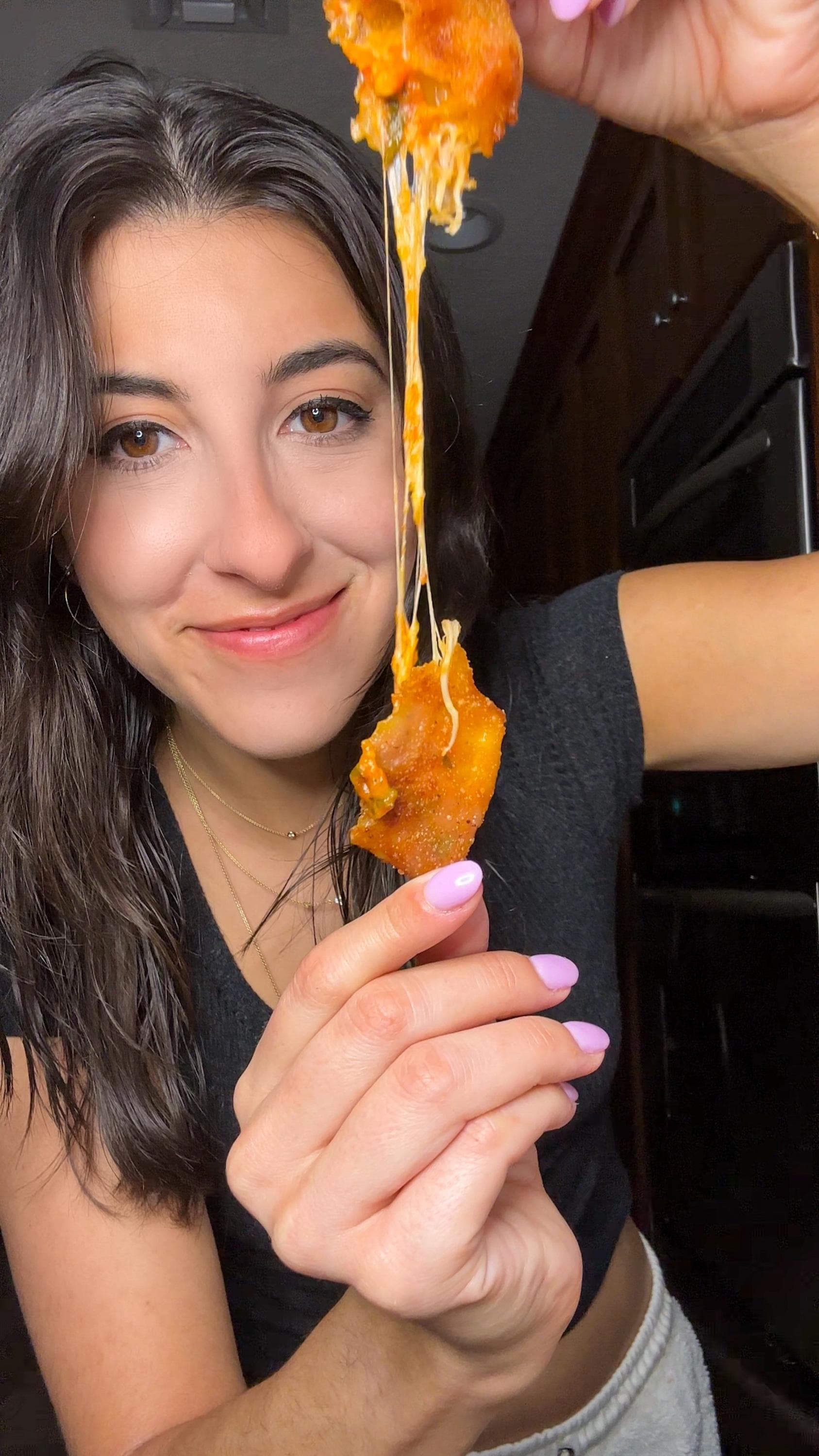 Napodobitel Totino's Pizza Rolls